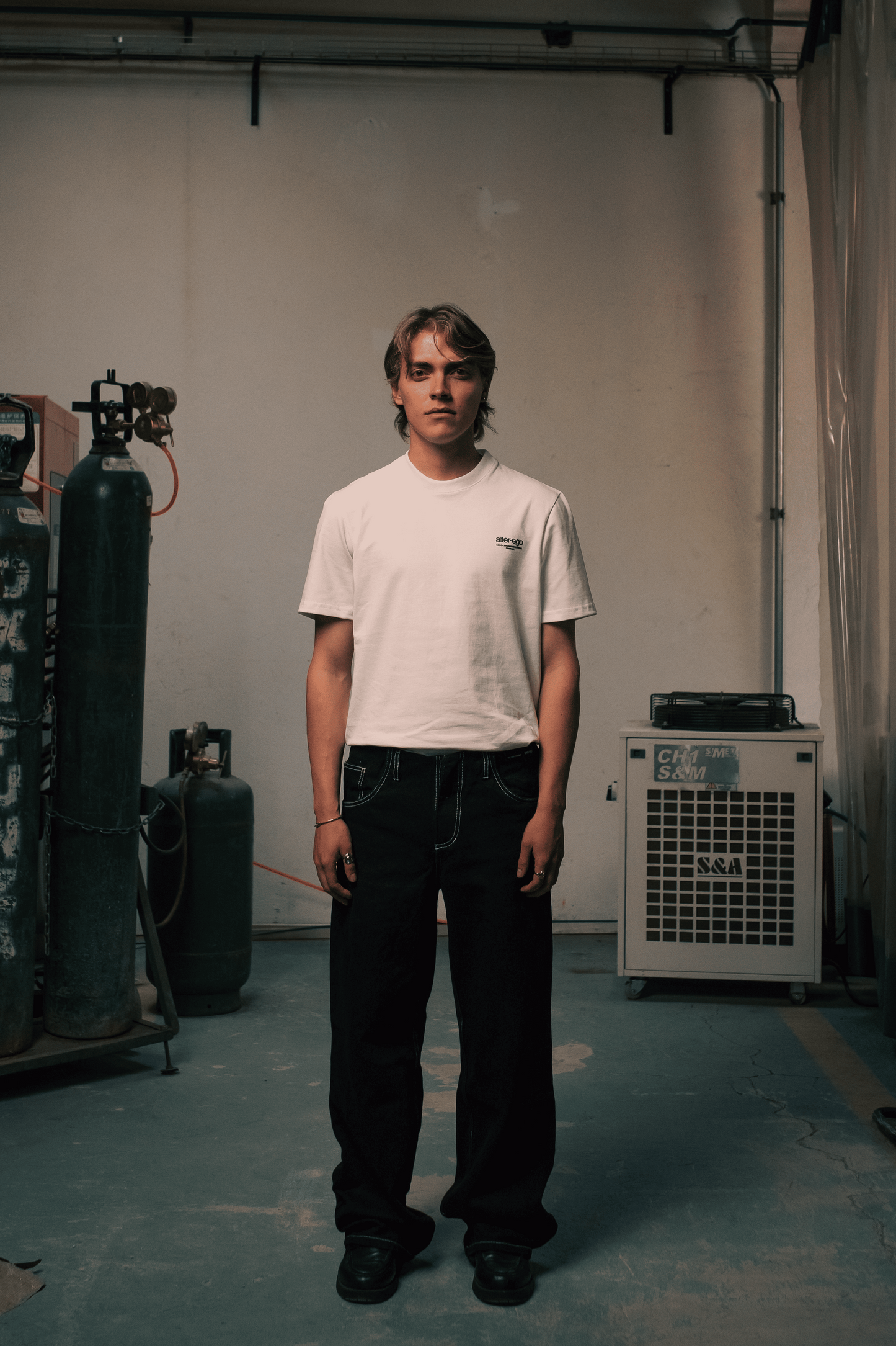 TEE WORKER BASIC WHITE